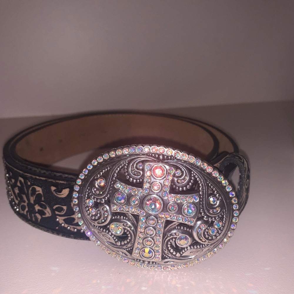 Woman’s Antique Rhinestone Cross Leather Belt.